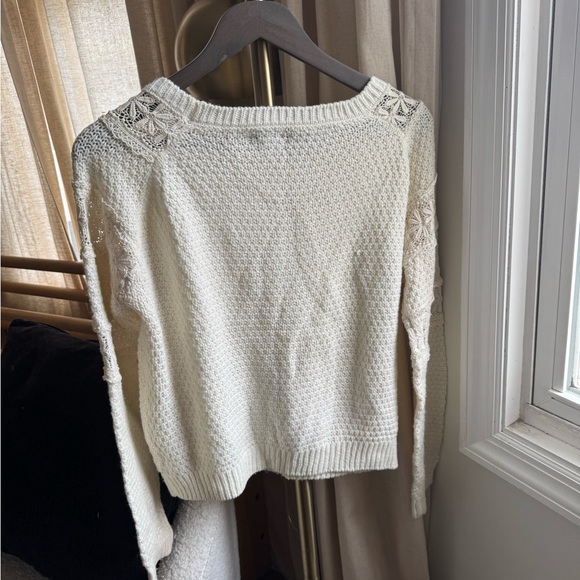 dELiA*s Cream Knit Sweater | Medium - Picture 4 of 5